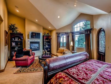Breckenridge Luxury Vacation Rental with Six Bedrooms